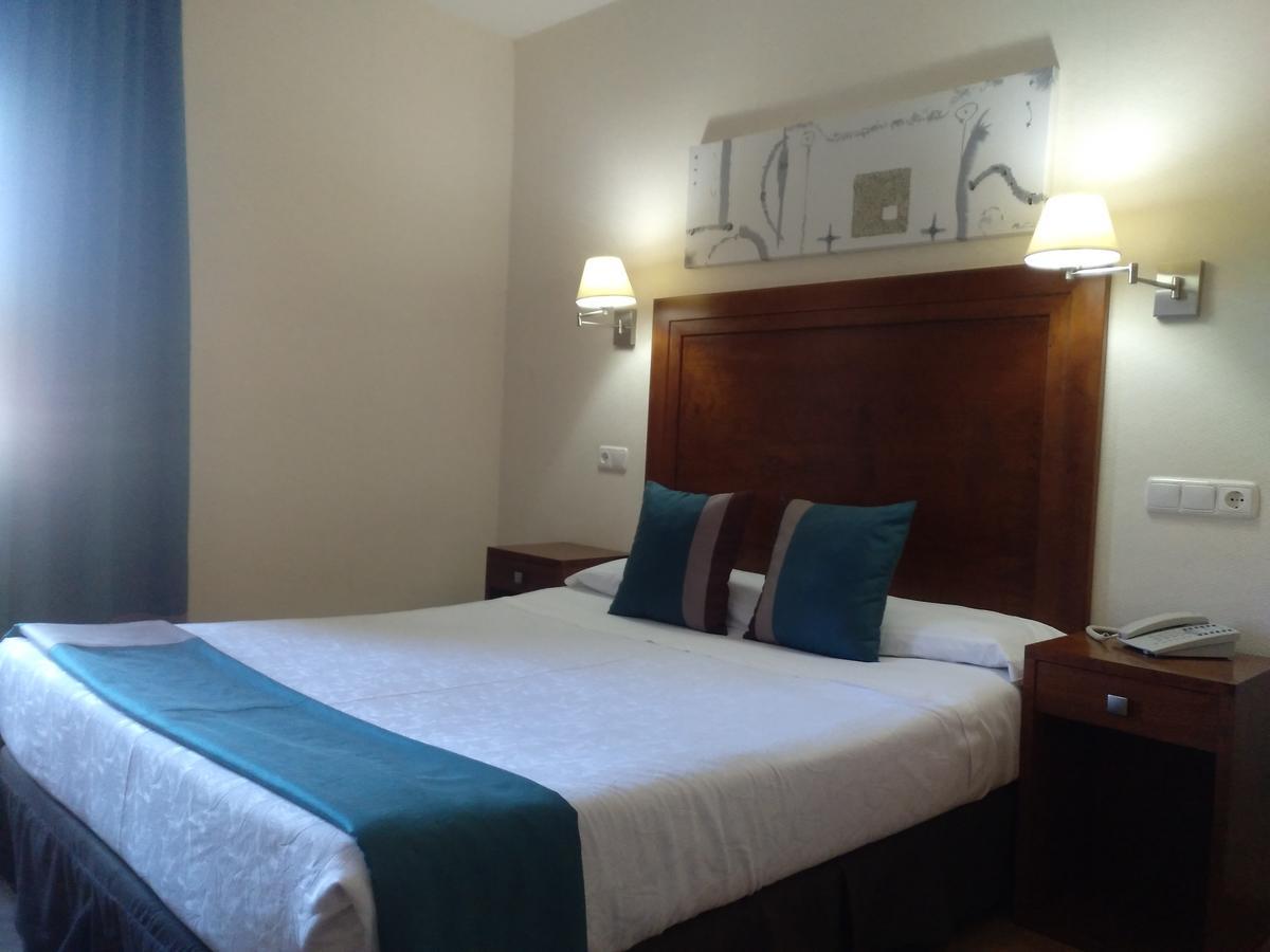 Hotel & Spa Plaza Arriate Eksteriør bilde