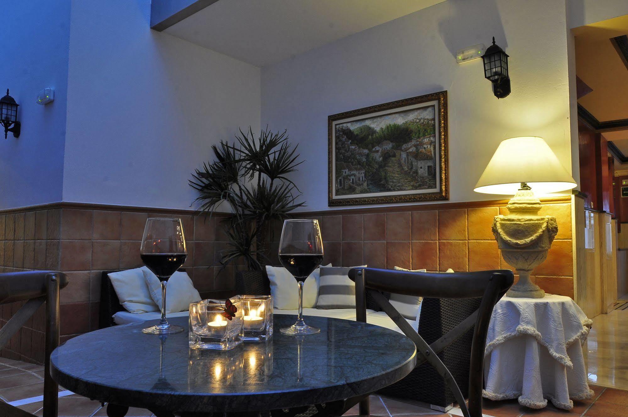 Hotel & Spa Plaza Arriate Eksteriør bilde