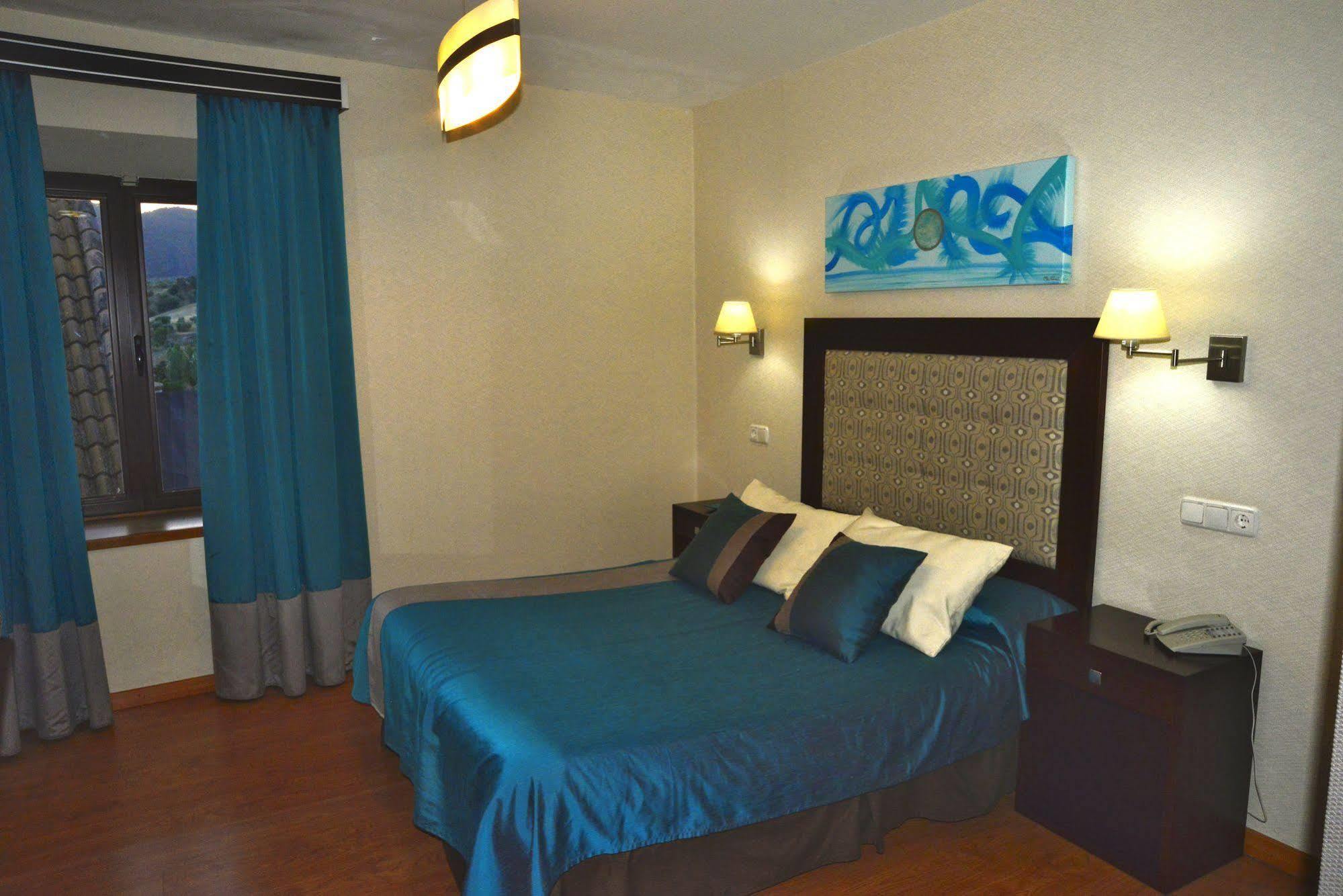 Hotel & Spa Plaza Arriate Eksteriør bilde